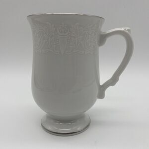 2 Vintage Crown Victoria Lovelace Fine China Footed Mugs